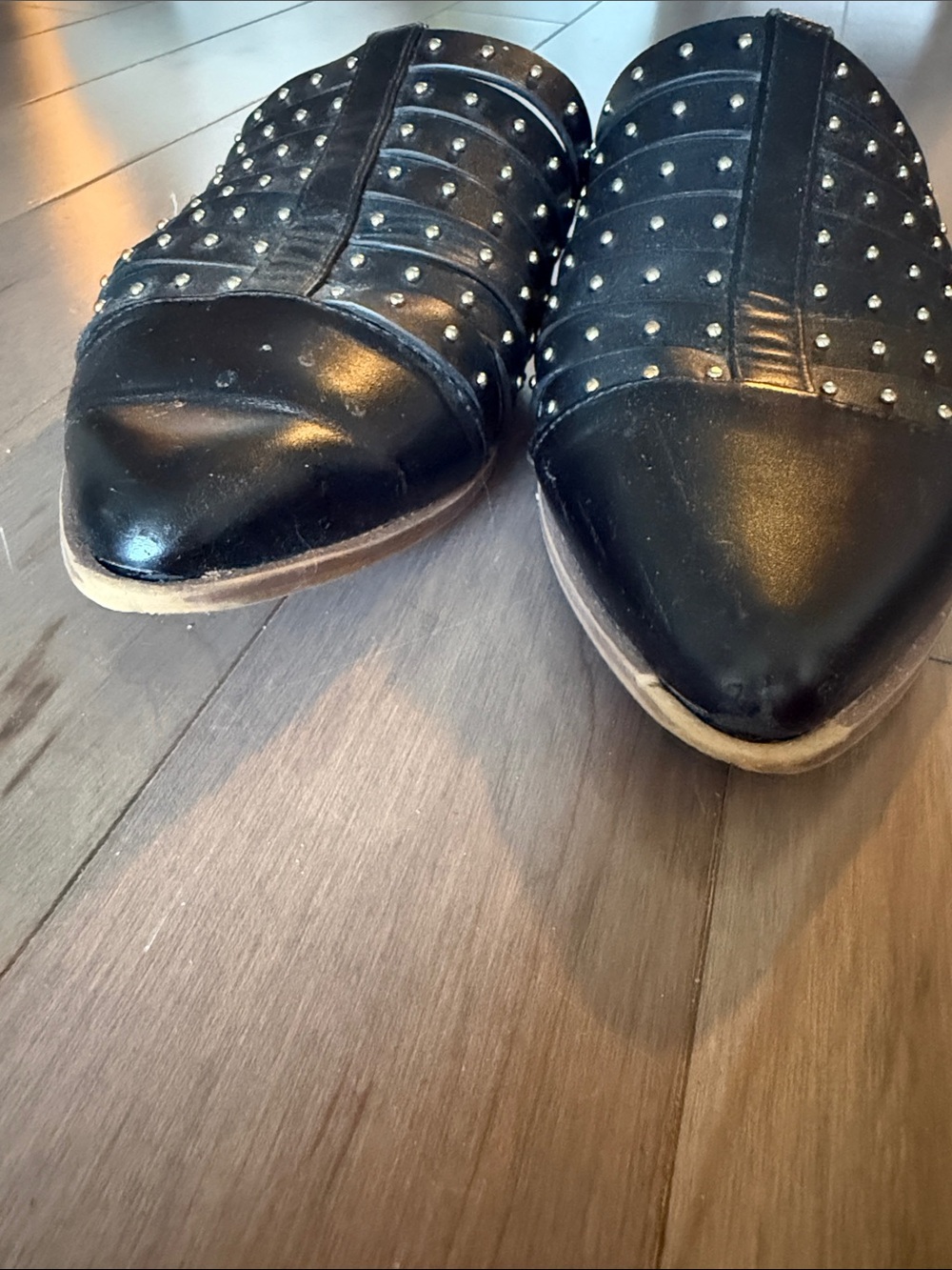 Dolce Vita Black Studded Pointed-Toe Leather Mules - Picture 5 of 5